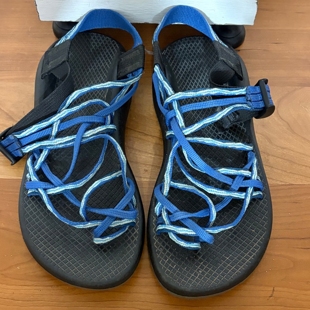 Chaco Z Cloud 2 Womens 7 Blue Strappy Toe Loop Hiking Sport Sandals J106820